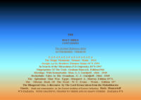 Texto informativo sobre una obra de arte que presenta una pirámide de nombres y fechas, destacando figuras históricas y eventos relevantes, con un fondo degradado que va del azul al naranja.