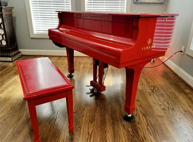 elton john signature red yamaha angled2 Post